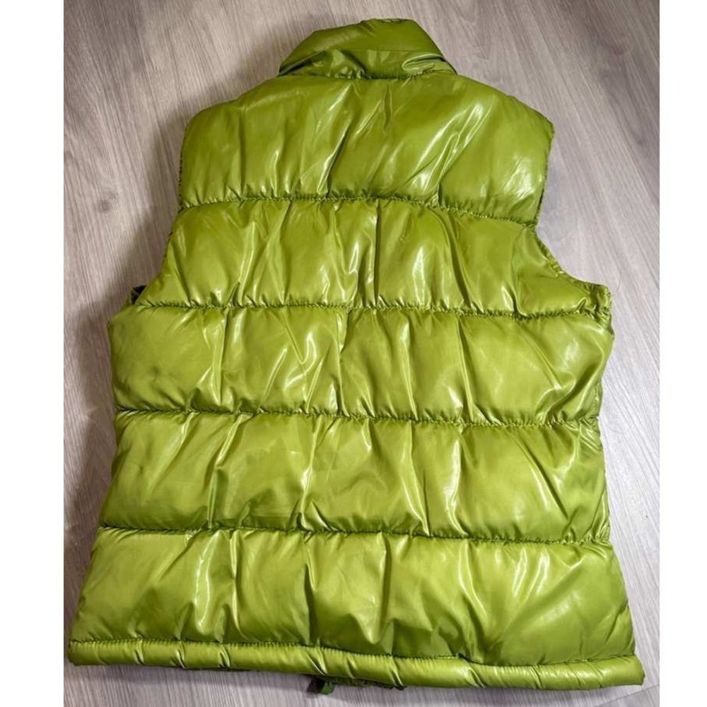 Faded Glory Women's Bright Green Puffer Vest Size S Shiny Quilted Zip Pockets - Picture 7 of 10